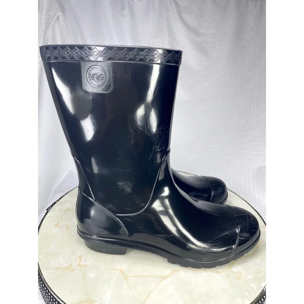 UGG Shaye Glossy Waterproof Rain Boots Womens 8 Black Rubber Outdoor Winter Shoe